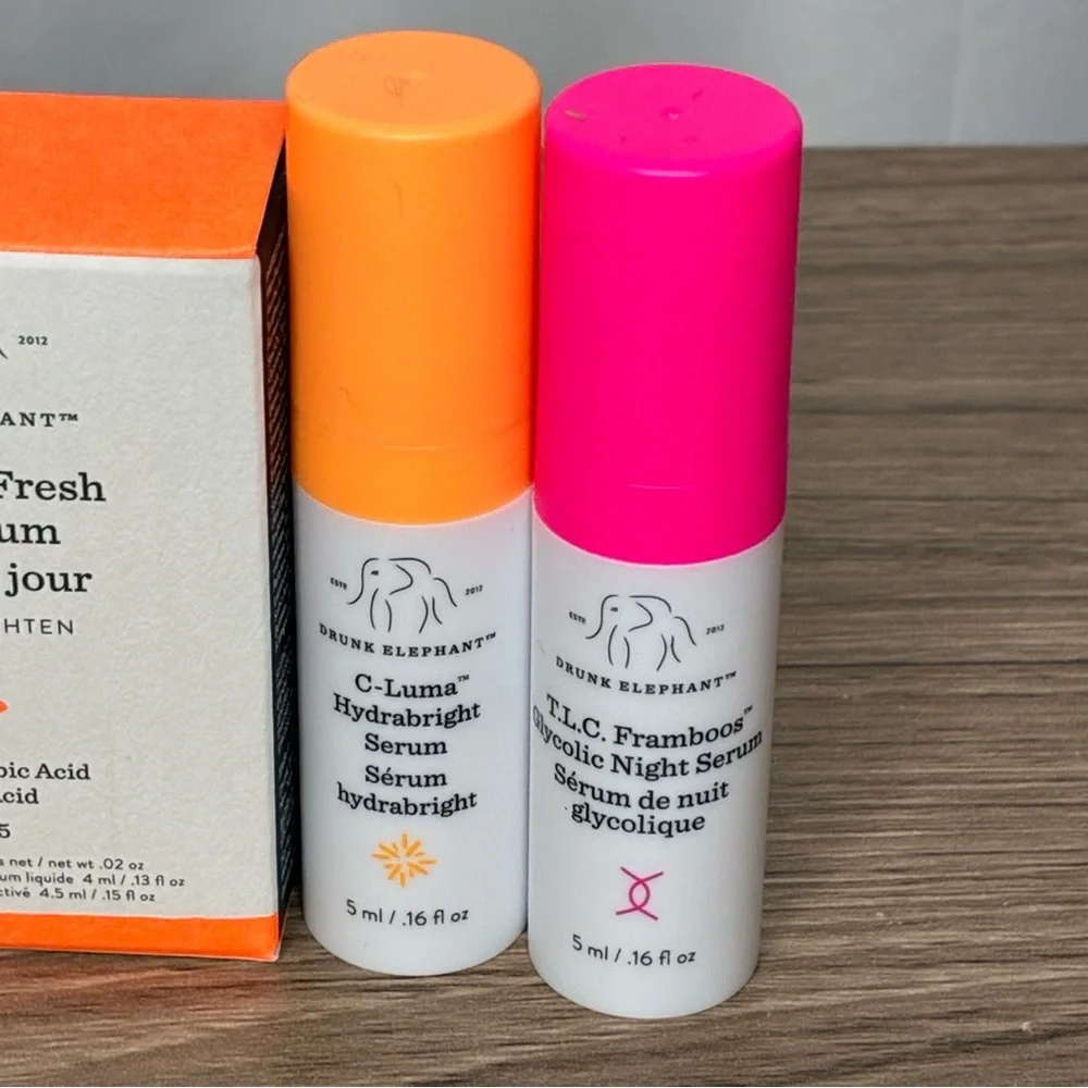 NWT Drunk Elephant 4 Piece Gift Set with Serum and Mask - Picture 3 of 5